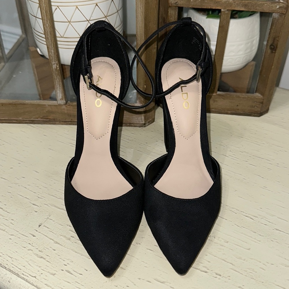 ALDO Nicholes Black Suede Block Heel Pumps size 5